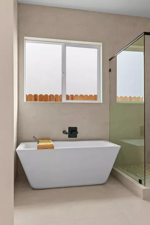 Bath - 7744 Elmont Ave, Elverta, CA 95626 photo 4 of 10