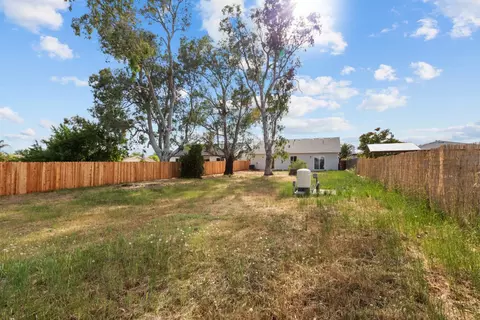 Exterior - 7744 Elmont Ave, Elverta, CA 95626 photo 4 of 6
