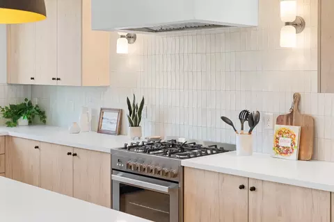 Kitchen - 7744 Elmont Ave, Elverta, CA 95626 photo 6 of 8