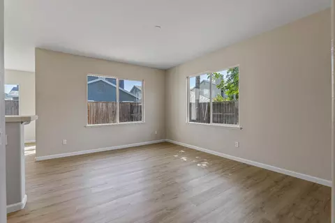 4325 Alba Ct, Turlock, CA 95382 photo 8