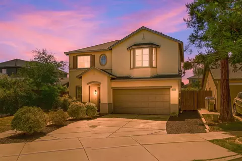 4325 Alba Ct, Turlock, CA 95382 photo 2