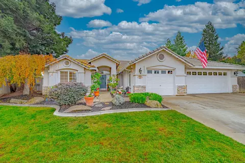 726 Nighthawk Ct, Merced, CA 95340 photo 1