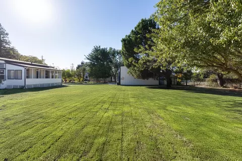Exterior - 8181 W Kile Rd, Thornton, CA 95686 photo 9 of 12