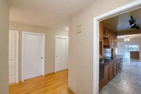 Entry Way - 300 S 7th St, Patterson, CA 95363 photo 1 of 2