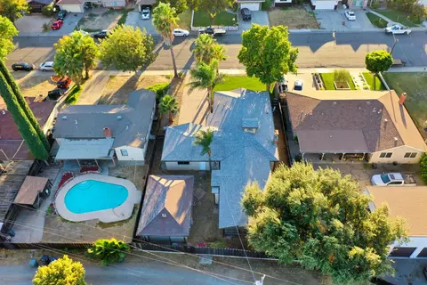View/Area - 300 S 7th St, Patterson, CA 95363 photo 6 of 7