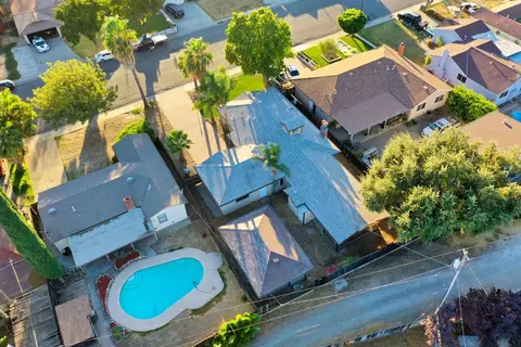 View/Area - 300 S 7th St, Patterson, CA 95363 photo 5 of 7