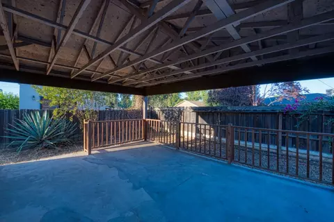 Exterior - 300 S 7th St, Patterson, CA 95363 photo 5 of 6