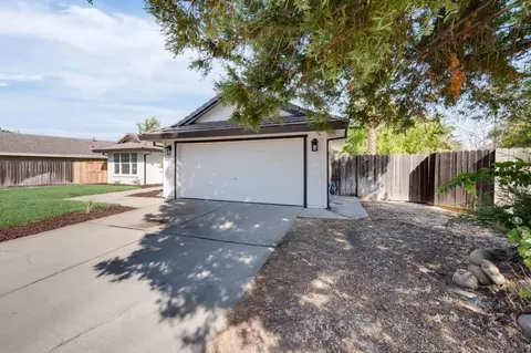 7926 Eagle Peak Way, Antelope, CA 95843 photo 4
