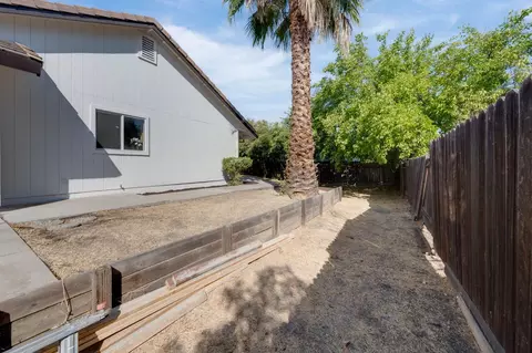 7926 Eagle Peak Way, Antelope, CA 95843 photo 38