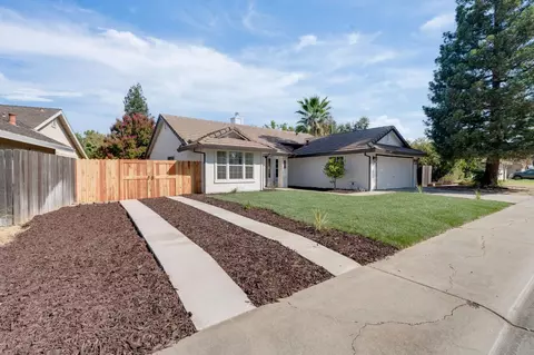 7926 Eagle Peak Way, Antelope, CA 95843 photo 3