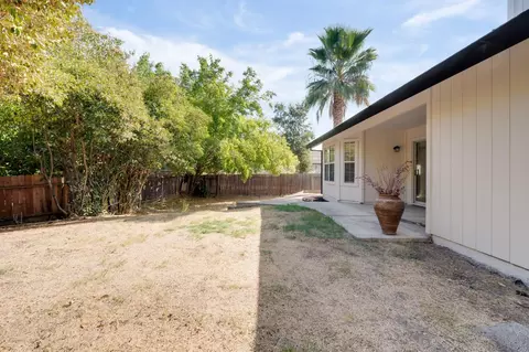 7926 Eagle Peak Way, Antelope, CA 95843 photo 32