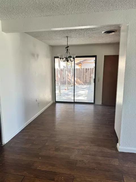 Dining - 2500 E Marshall St, Turlock, CA 95380 photo 1 of 1