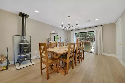 Dining - 80 Greenstone Ter, Sutter Creek, CA 95685 photo 2 of 6