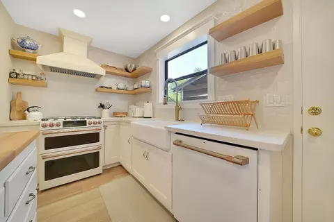 Kitchen - 80 Greenstone Ter, Sutter Creek, CA 95685 photo 4 of 8