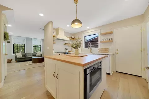 Kitchen - 80 Greenstone Ter, Sutter Creek, CA 95685 photo 3 of 8