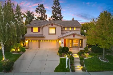 Exterior - 3114 Aaron Dr, Rocklin, CA 95765 photo 2 of 23