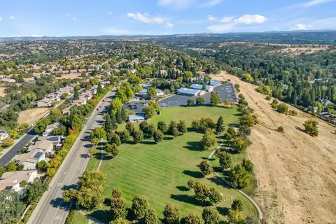 View/Area - 3114 Aaron Dr, Rocklin, CA 95765 photo 9 of 11