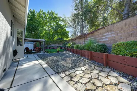 8400 Clear Valley Ct, Antelope, CA 95843 photo 29