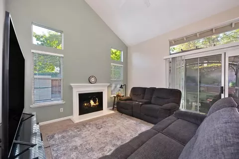 8400 Clear Valley Ct, Antelope, CA 95843 photo 13