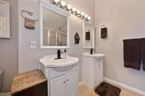8400 Clear Valley Ct, Antelope, CA 95843 photo 21