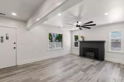 130 Orange Ave, Modesto, CA 95350 photo 8