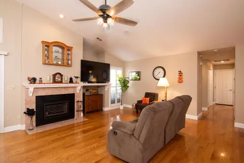Living - 1109 Copper Cottage Ln, Modesto, CA 95355 photo 1 of 4