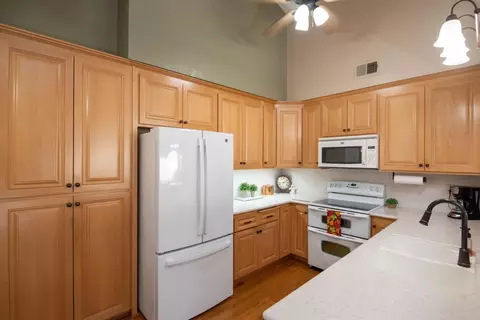 Kitchen - 1109 Copper Cottage Ln, Modesto, CA 95355 photo 1 of 2