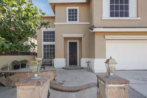 Exterior - 1880 Persimmon Way, Tracy, CA 95376 photo 5 of 10