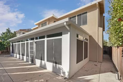 Exterior - 1880 Persimmon Way, Tracy, CA 95376 photo 9 of 10