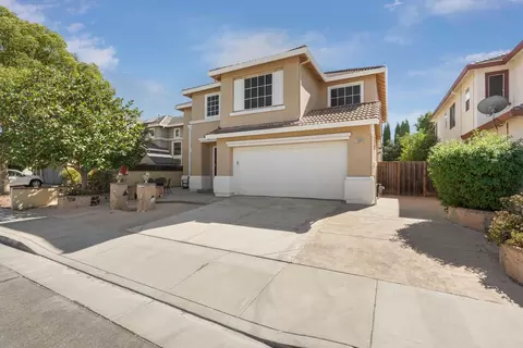 Exterior - 1880 Persimmon Way, Tracy, CA 95376 photo 3 of 10