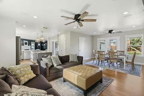 2821 Echo Way, Sacramento, CA 95821 photo 2