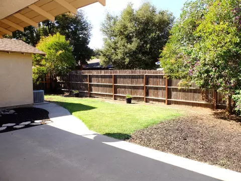 Exterior - 1813 Murrietta Ln, Modesto, CA 95355 photo 5 of 9