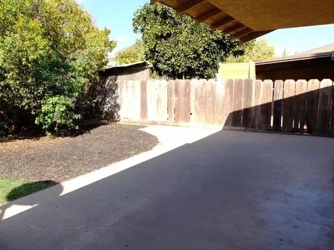 Exterior - 1813 Murrietta Ln, Modesto, CA 95355 photo 6 of 9