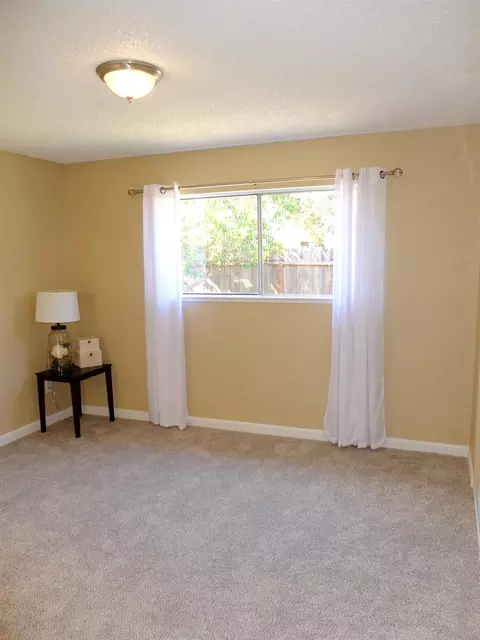 Bedroom - 1813 Murrietta Ln, Modesto, CA 95355 photo 5 of 7