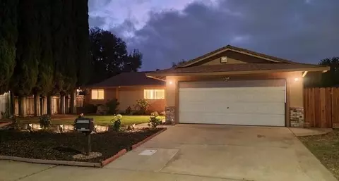 1813 Murrietta Ln, Modesto, CA 95355