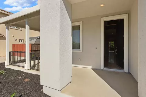 15902 Rocky Harbor Rd, Lathrop, CA 95330 photo 4