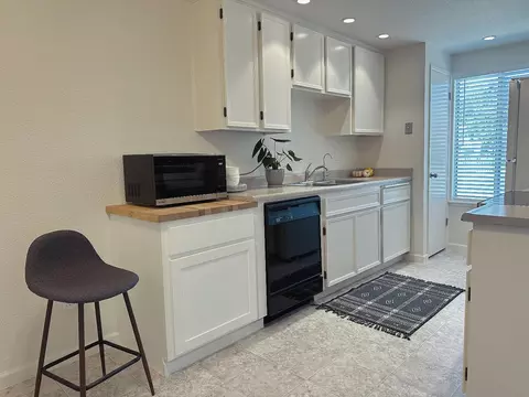Kitchen - 1313 Floyd Ave #129, Modesto, CA 95355 photo 2 of 2