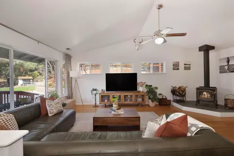 Living - 1480 Boole Rd, Applegate, CA 95703 photo 2 of 5