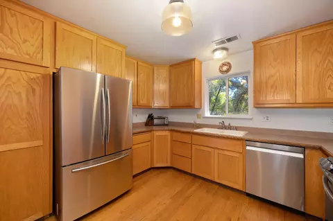 Kitchen - 1480 Boole Rd, Applegate, CA 95703 photo 7 of 7