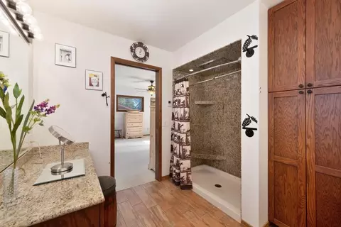 Bath - 2143 Angel Camp Ct, Cool, CA 95614 photo 2 of 6