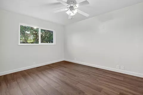 Bedroom - 430 S Crescent Ave, Lodi, CA 95240 photo 5 of 7