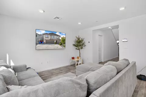 463 Half Dome Dr, Manteca, CA 95337 photo 7