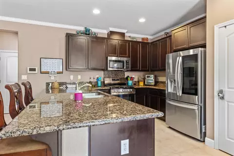 Kitchen - 15940 Crescent Park Cir, Lathrop, CA 95330 photo 1 of 1
