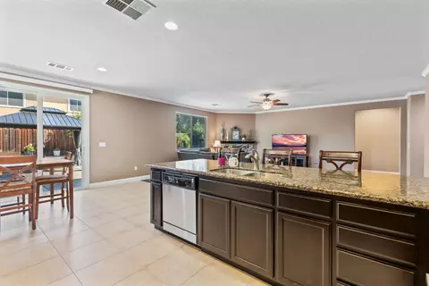 Other - 15940 Crescent Park Cir, Lathrop, CA 95330 photo 6 of 12