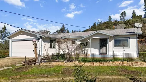9504 Rattlesnake Ln, Redding, CA 96001 photo 3