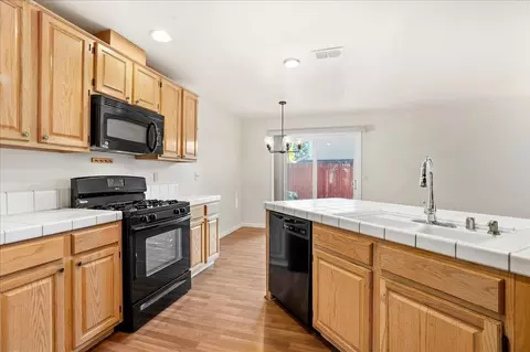 8610 Hackmore Ct, Antelope, CA 95843 photo 10