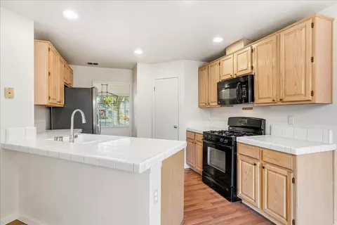 8610 Hackmore Ct, Antelope, CA 95843 photo 11