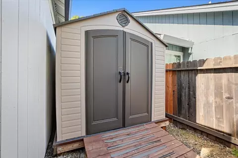 8610 Hackmore Ct, Antelope, CA 95843 photo 41