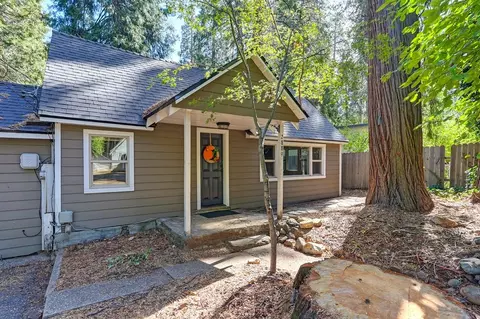 Exterior - 2889 Willow St, Pollock Pines, CA 95726 photo 2 of 14