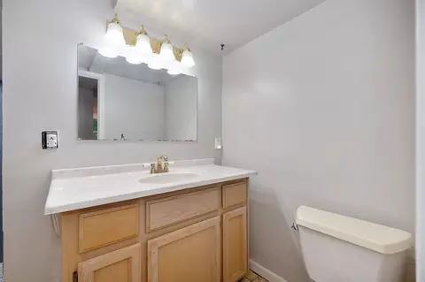 Bath - 2889 Willow St, Pollock Pines, CA 95726 photo 1 of 6